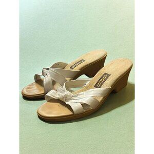 SAS White Leather Slip On Sandals Shoes Comfort Block Rubber 2" Heel Size 8